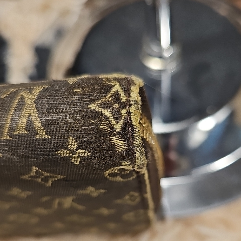 Louis Vuitton Brown and Gold Monogram Denim Wallet This Wallet Is Used - Picture 7 of 12